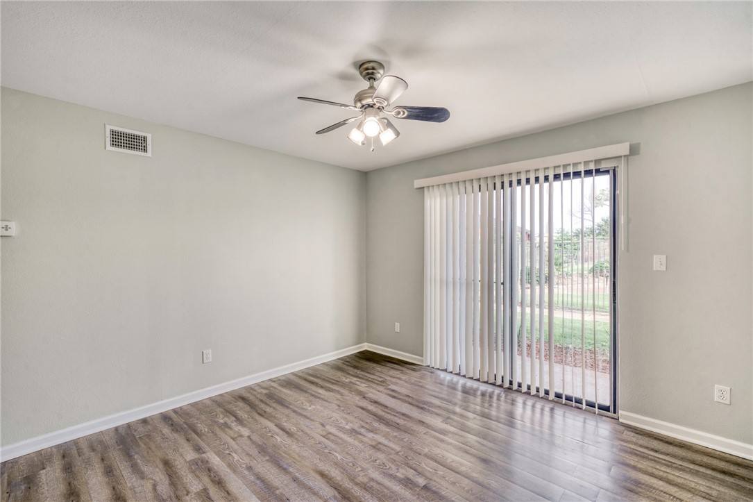 Condo for rent at 904 University Oaks Blvd #117, College Station, TX 77840