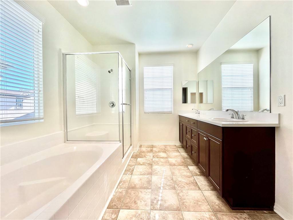 Apartment for rent at 24339 Verdugo Circle, Valencia, CA 91354