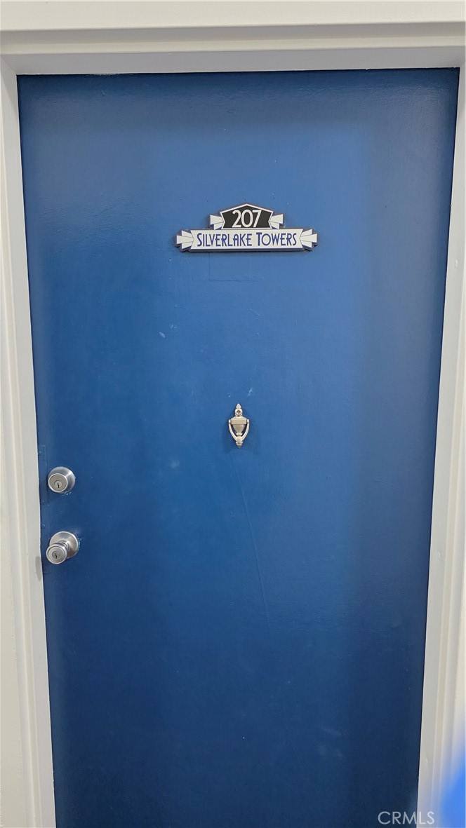 Apartment for rent at 33408 Sunset, Los Angeles, CA 90026