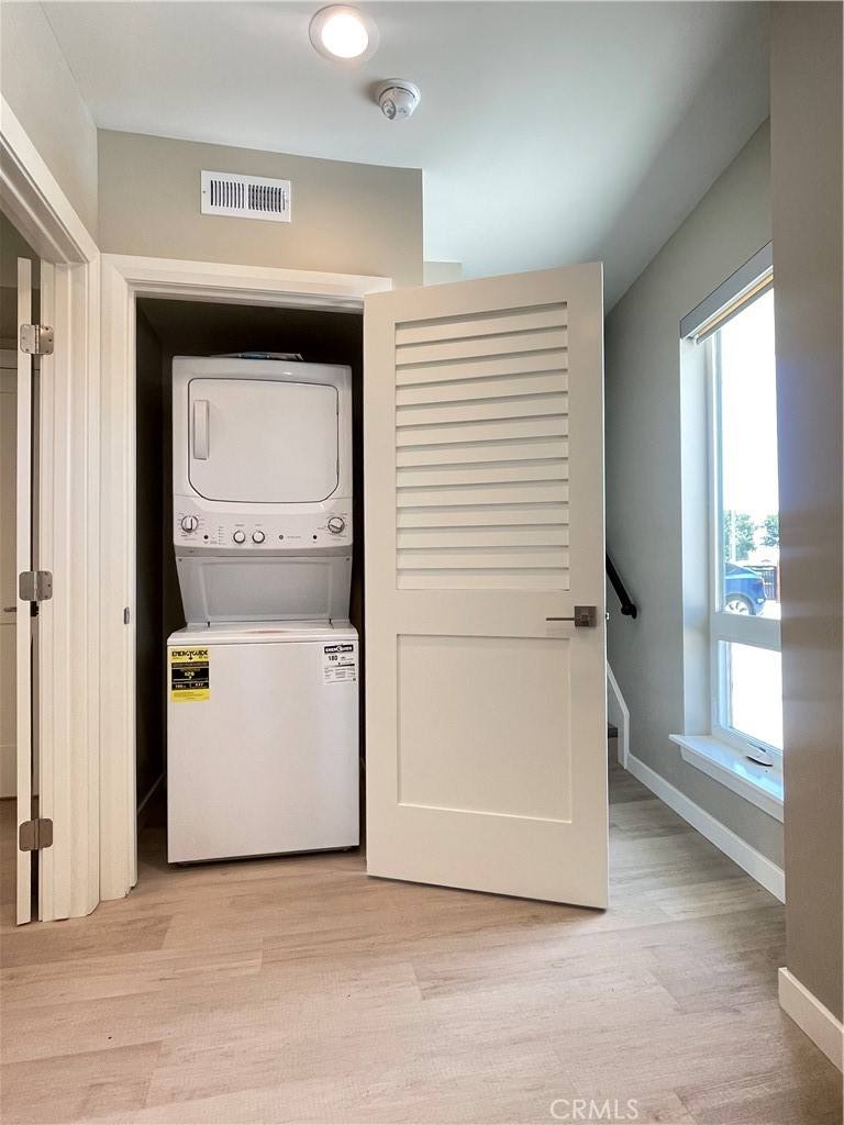 Apartment for rent at 4251 Live Oak Ave #8, Arcadia, CA 91006