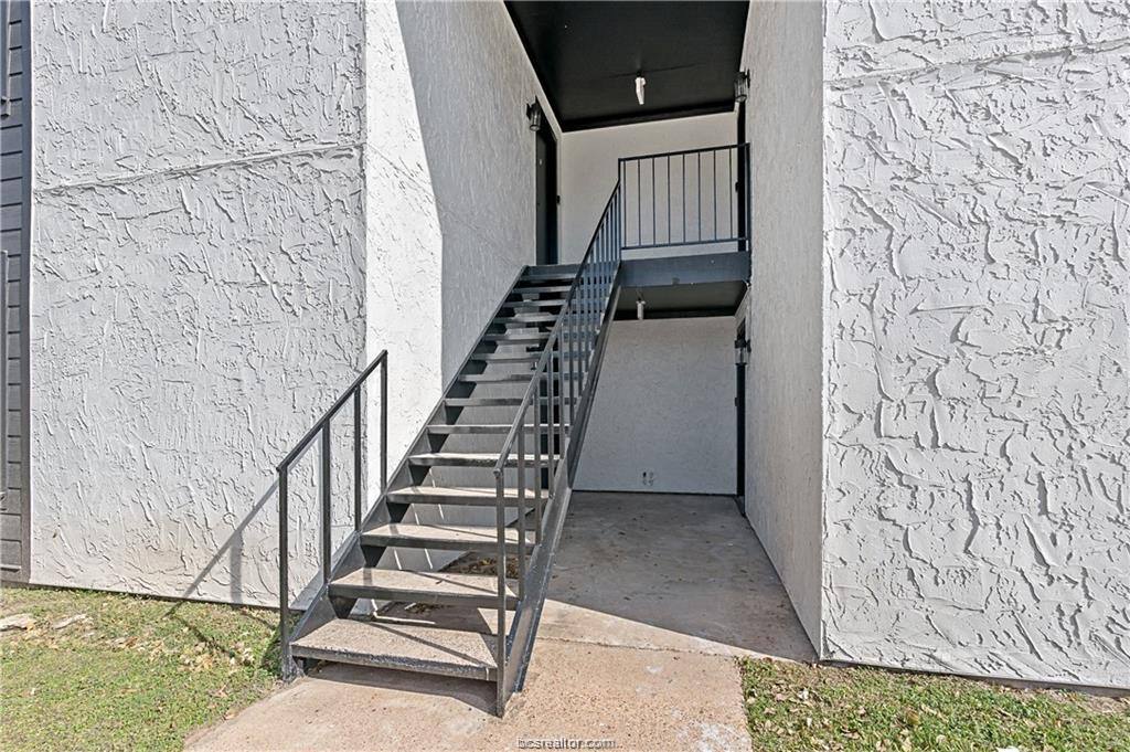 Apartment for rent at 1503 Alpine Circle #1503B, College Station, TX 77840