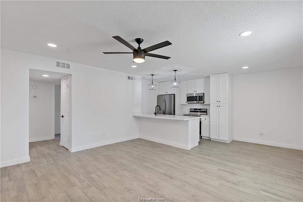 Apartment for rent at 1503 Alpine Circle #1503B, College Station, TX 77840