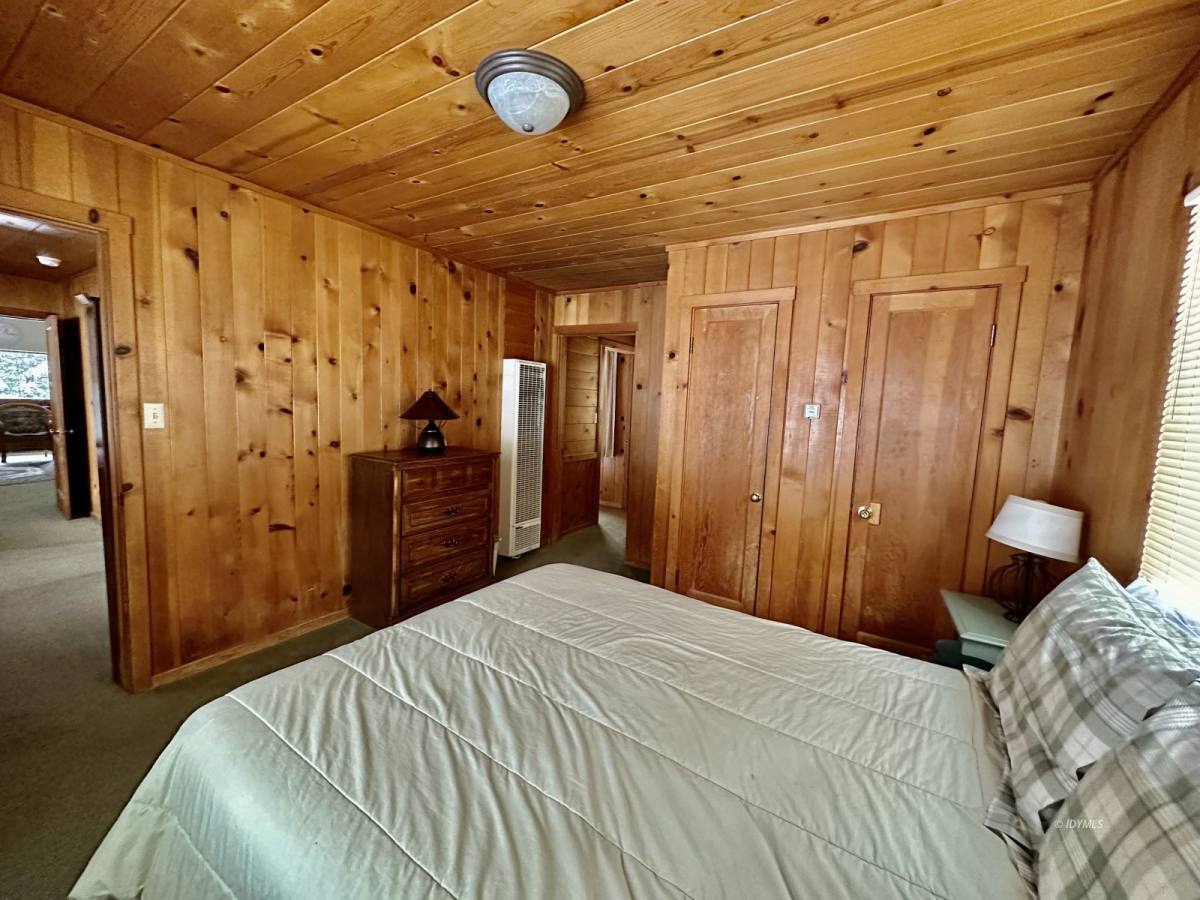 Apartment for rent at 54059 Montgomery, Idyllwild, CA 92549