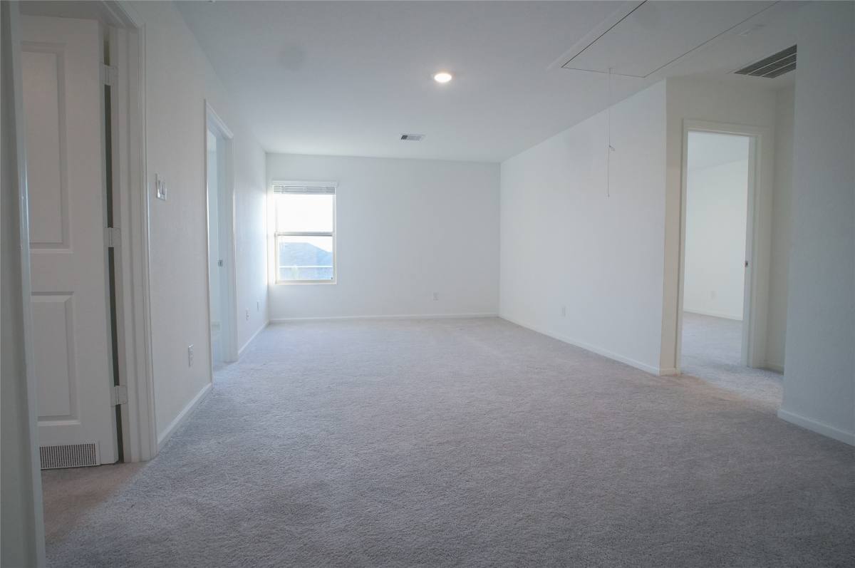 Apartment for rent at 3210 Spanish Oak Lane, Rosenberg, TX 77471