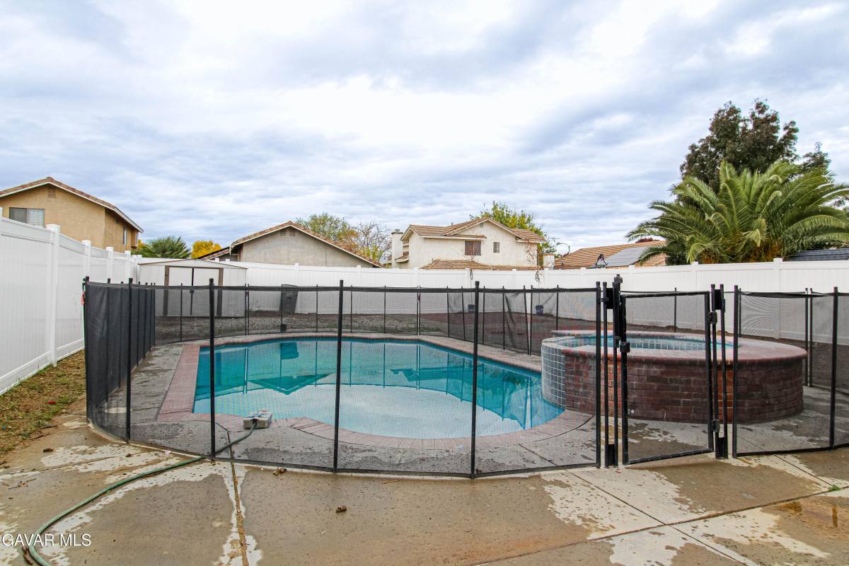 Apartment for rent at 45809 Evelyn Court, Lancaster, CA 93534