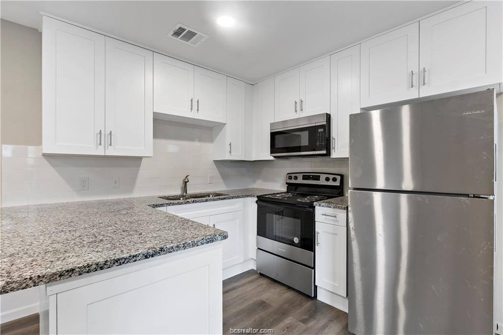 Apartment for rent at 1502 Alpine Circle #1502A, College Station, TX 77840