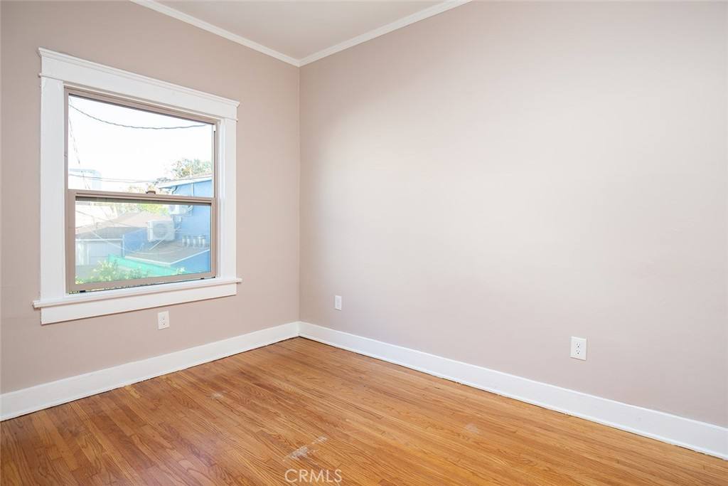 Apartment for rent at 113 N Columbus Ave #113A, Glendale, CA 91204