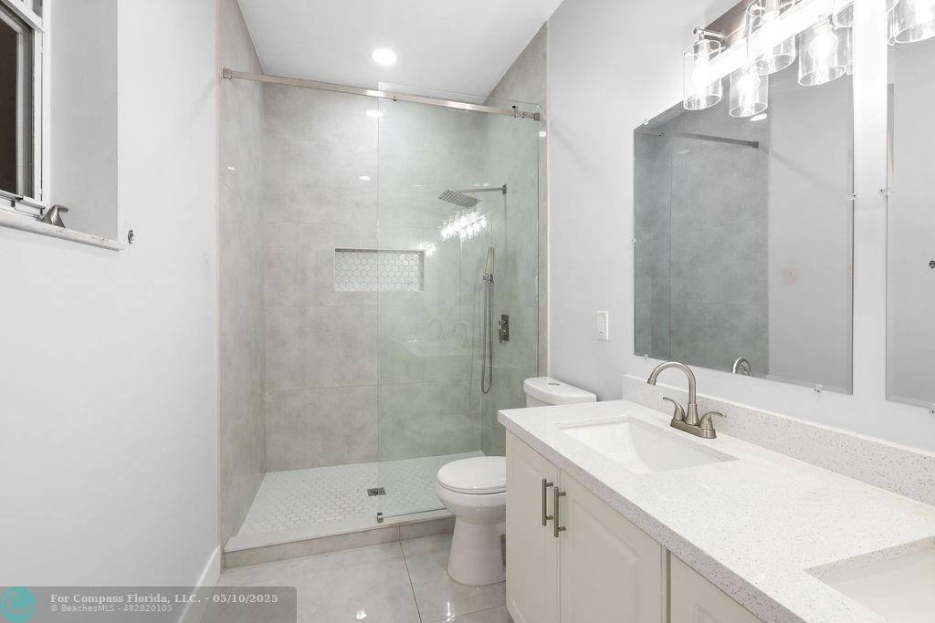 Apartment for rent at 4812 NW 19th St, Pompano Beach, FL 33063