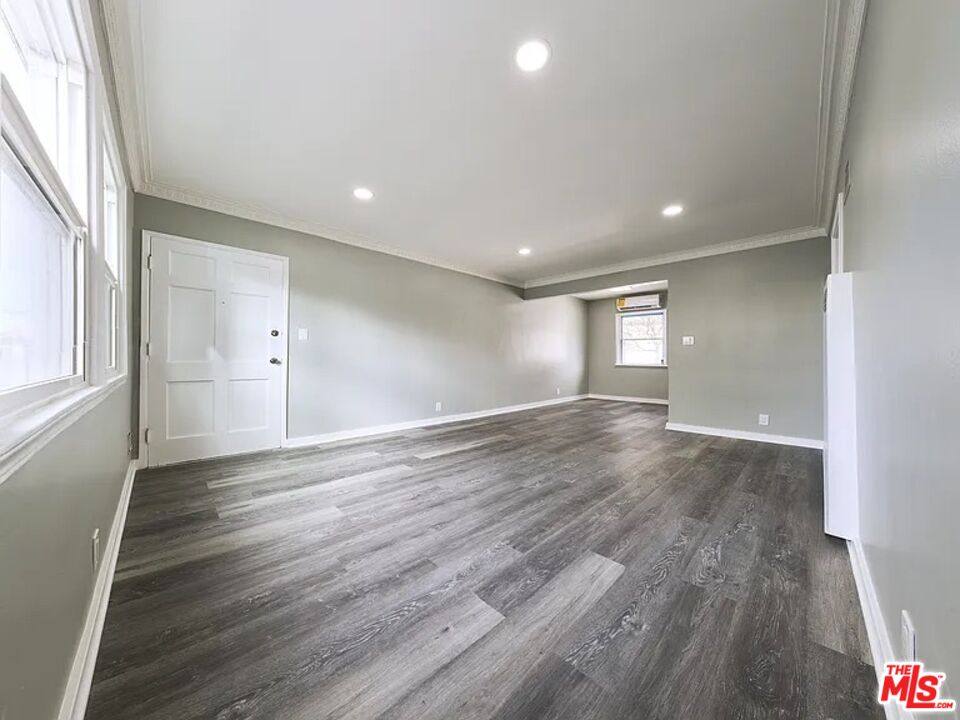 Condo for rent at 582 Venice Blvd #582-2, Venice, CA 90291