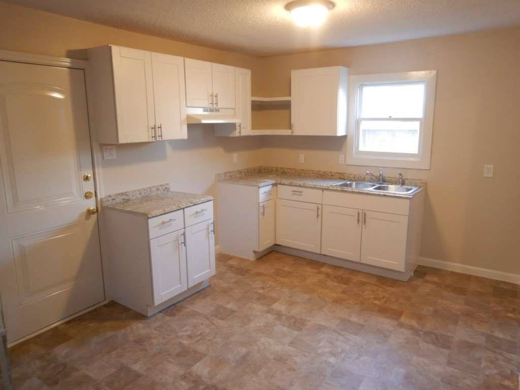 Apartment for rent at 4218 Buck St, Houston, TX 77020