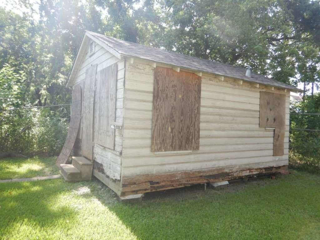 Apartment for rent at 4218 Buck St, Houston, TX 77020
