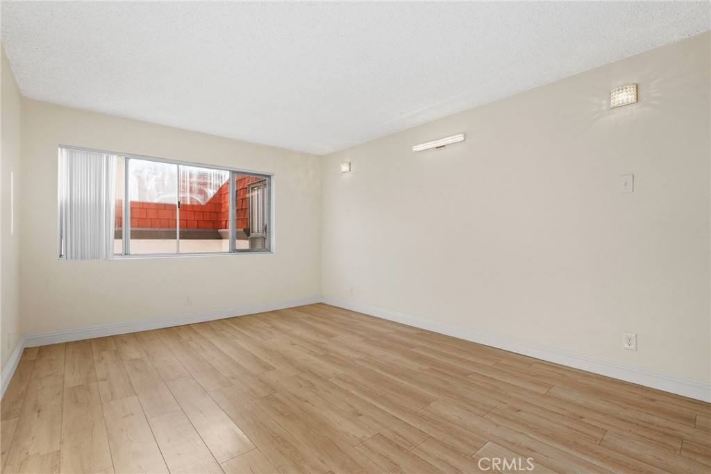 Condo for rent at 5651 N Sumner Way #310, Culver City, CA 90230