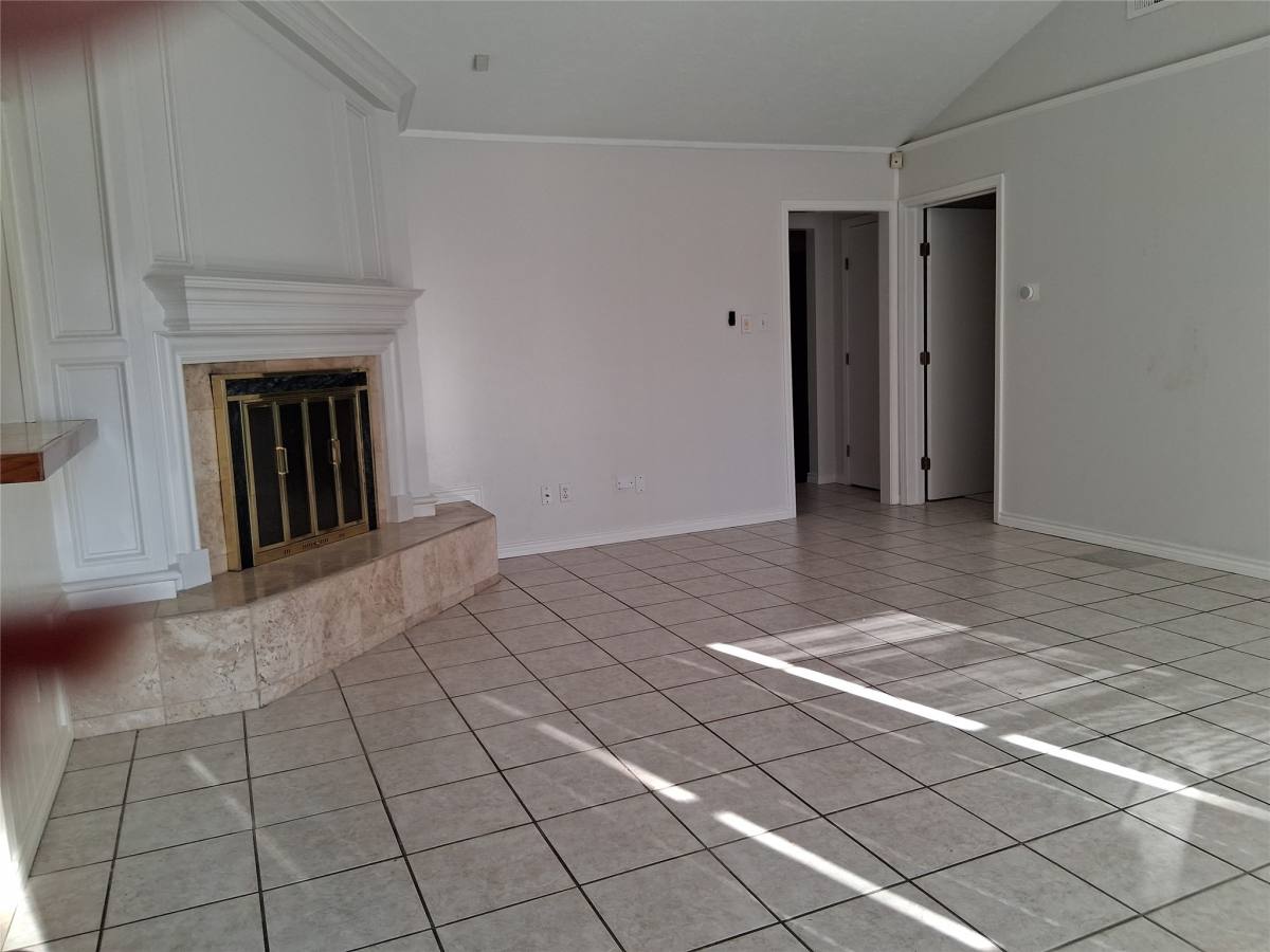 Apartment for rent at 7515 Brush Wood Dr, Houston, TX 77088