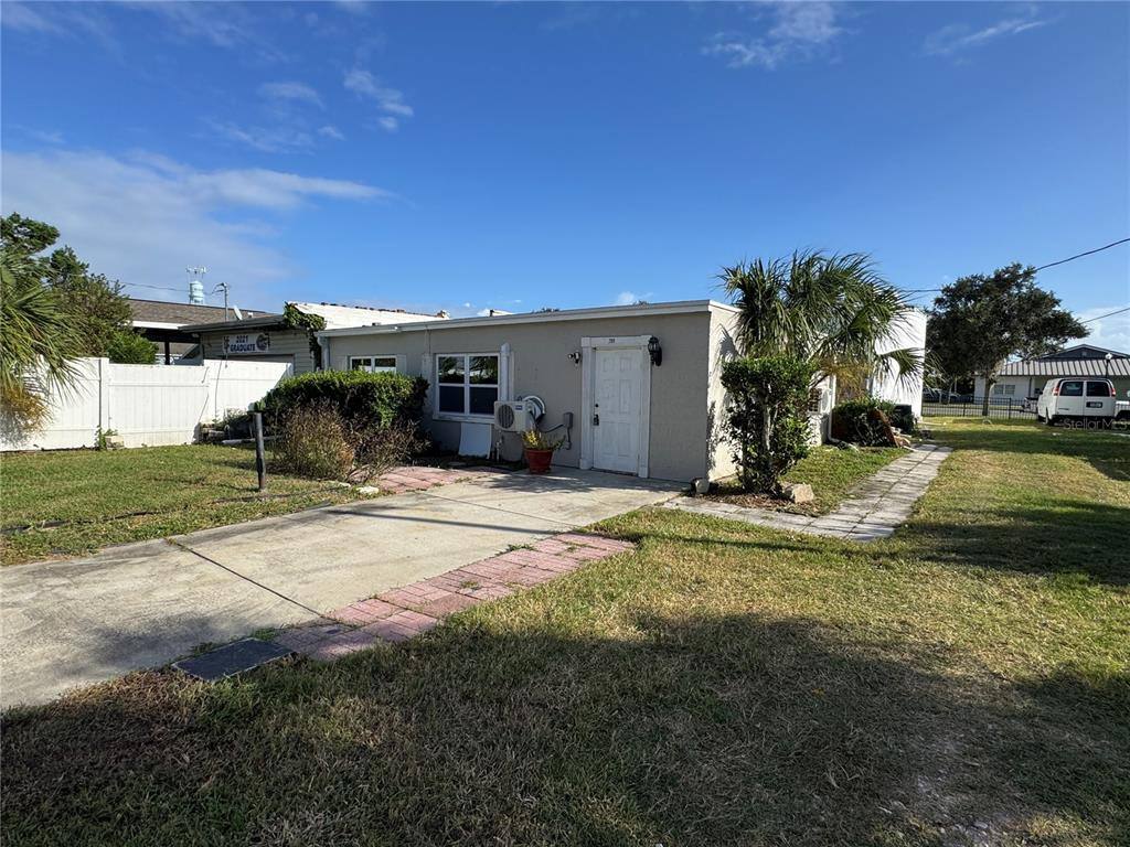 Apartment for rent at 209 E Main St #209, Dundee, FL 33838