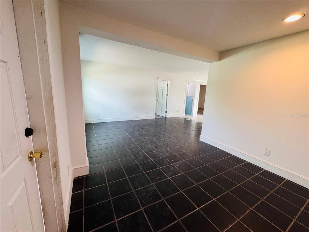 Apartment for rent at 209 E Main St #209, Dundee, FL 33838