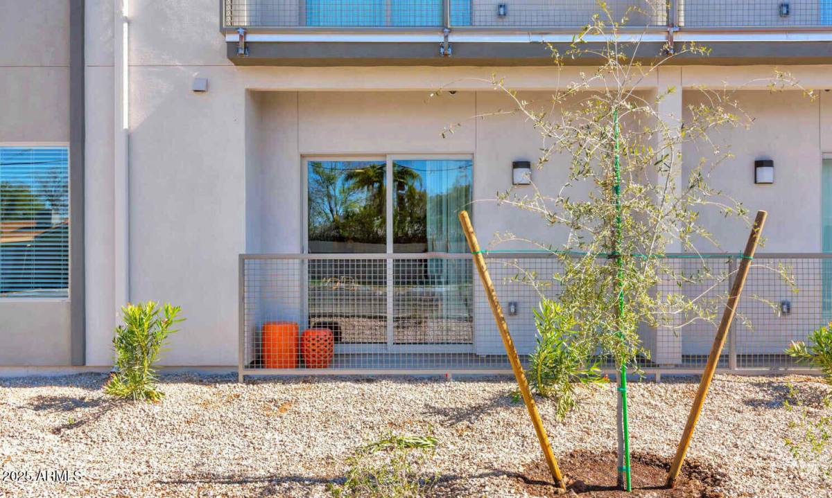 Apartment for rent at 2250 W Glendale Ave #1, Phoenix, AZ 85021