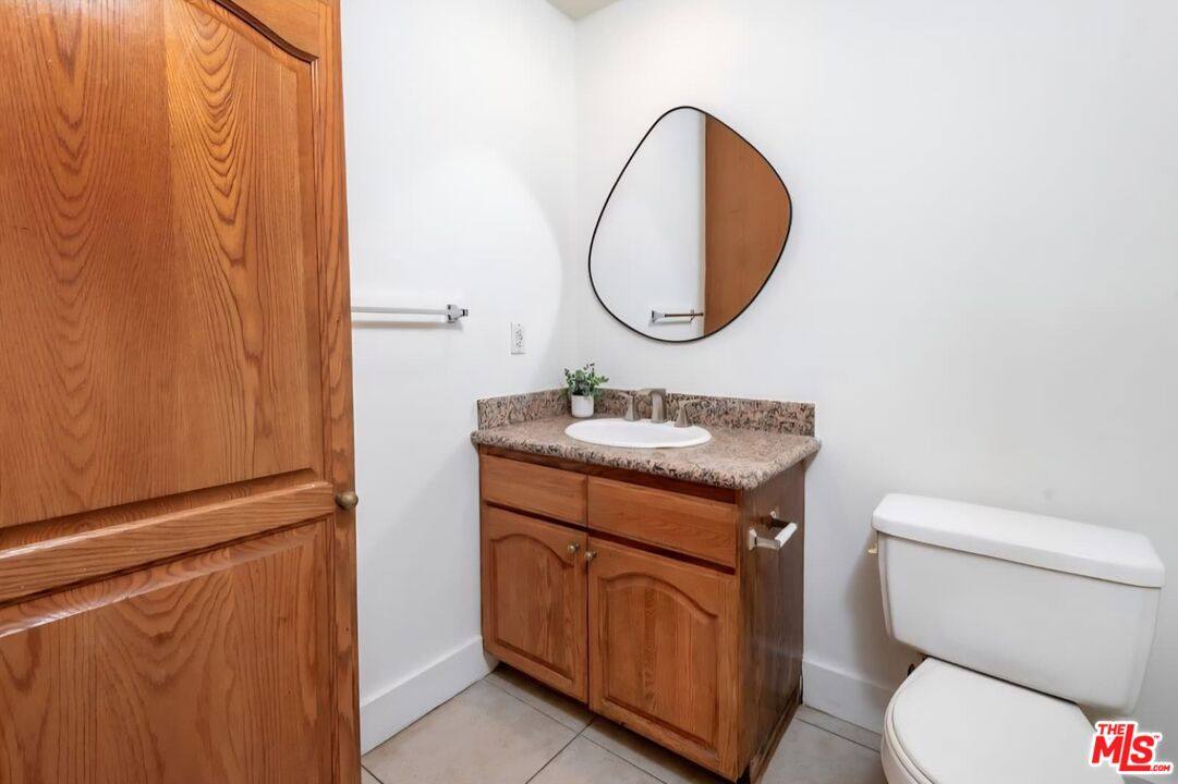Apartment for rent at 525 N Orange Dr #5251 2, Los Angeles, CA 90036