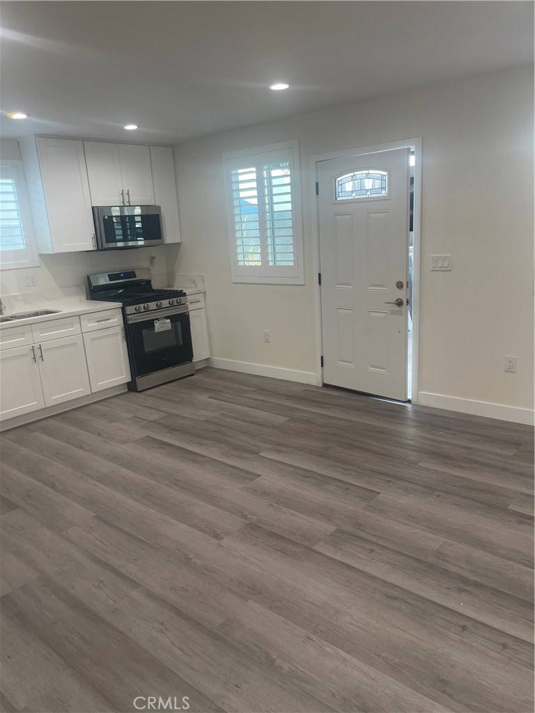 Apartment for rent at 4656 Bell Place #4656B, Bell Gardens, CA 90201