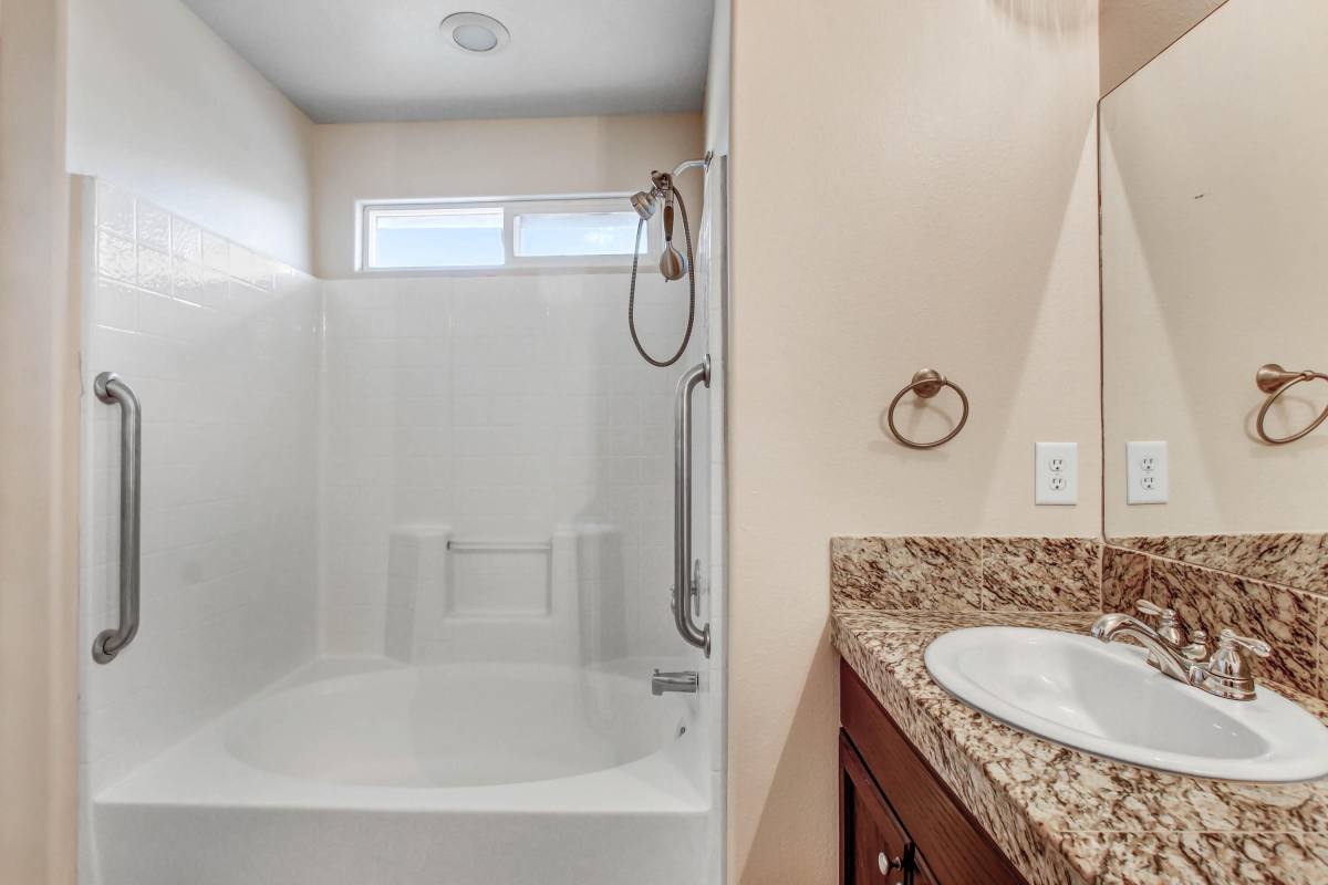 Apartment for rent at 68695 Vista Chino, Cathedral City, CA 92234