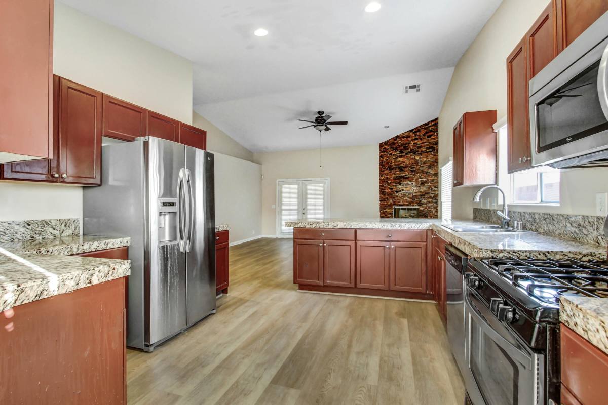 Apartment for rent at 68695 Vista Chino, Cathedral City, CA 92234