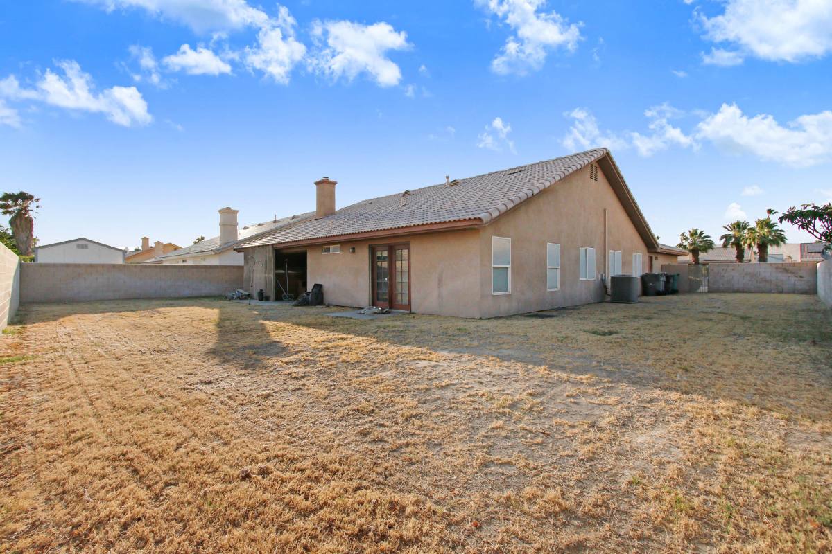 Apartment for rent at 68695 Vista Chino, Cathedral City, CA 92234