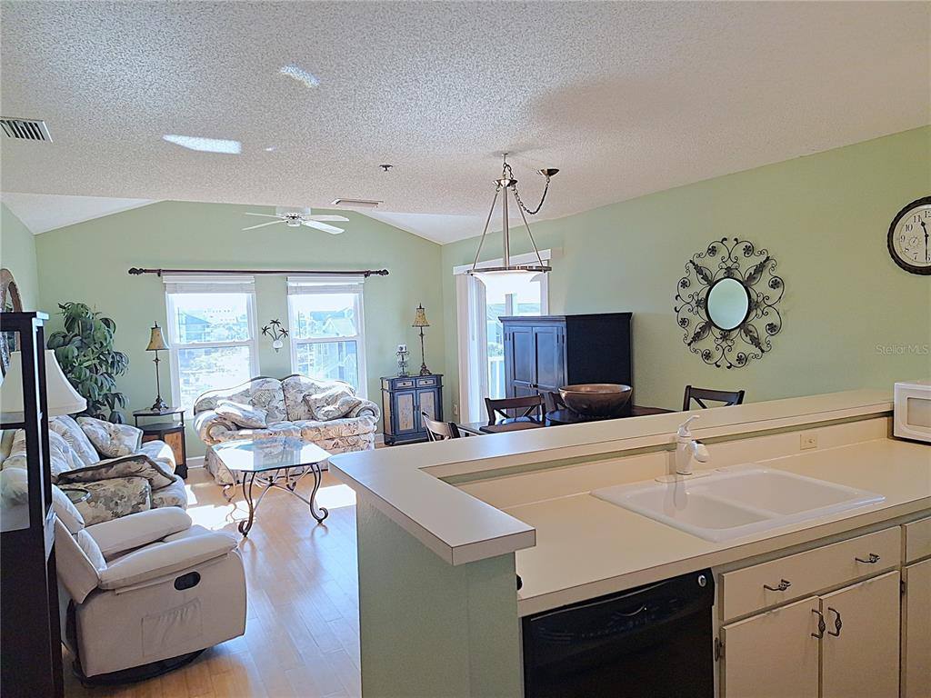 Apartment for rent at 5727 Biscayne Court #302, New Port Richey, FL 34652