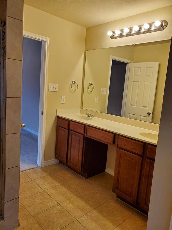 Apartment for rent at 3137 Evangeline Rd, Fort Worth, TX 76140