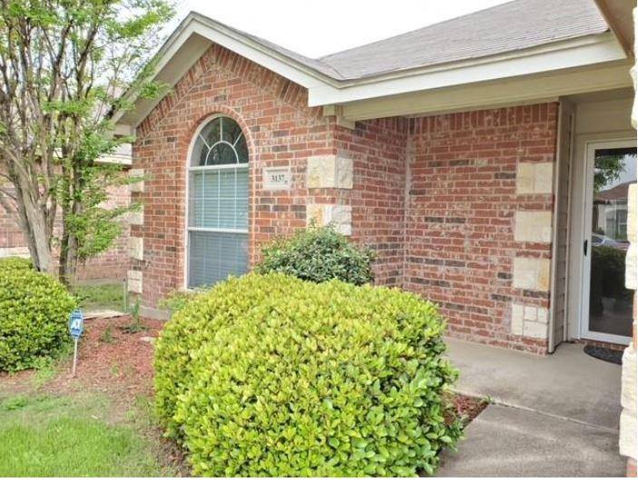 Apartment for rent at 3137 Evangeline Rd, Fort Worth, TX 76140