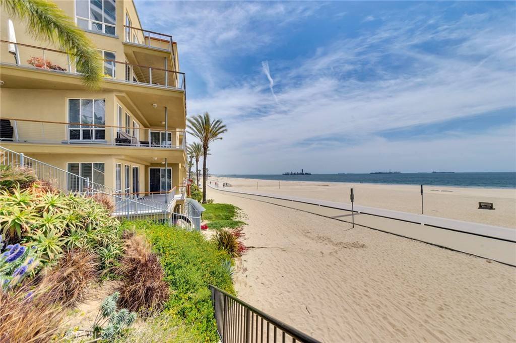 Condo for rent at 1400 E Ocean Blvd #2304, Long Beach, CA 90802