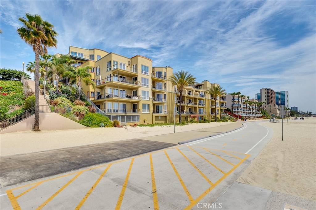 Condo for rent at 1400 E Ocean Blvd #2304, Long Beach, CA 90802