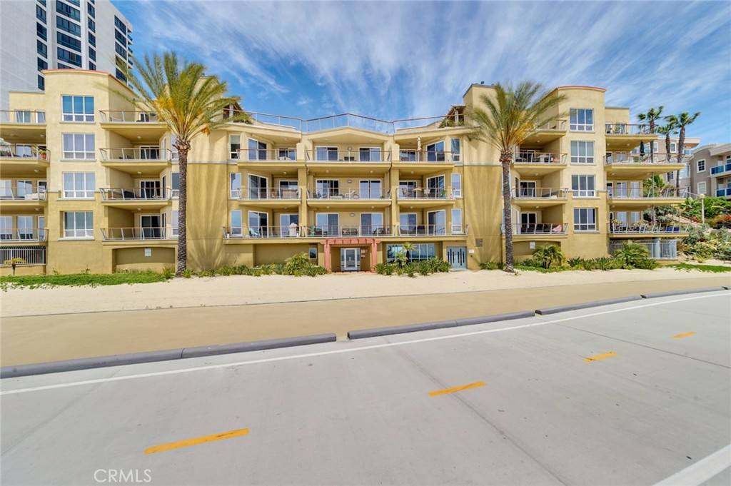 Condo for rent at 1400 E Ocean Blvd #2304, Long Beach, CA 90802