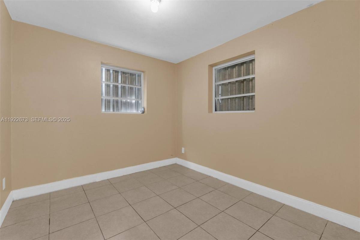 Apartment for rent at 10220 SW 178th St, Miami, FL 33157