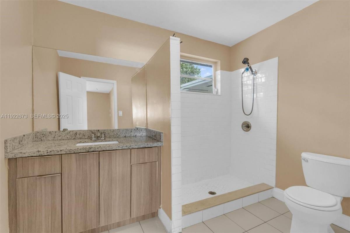 Apartment for rent at 10220 SW 178th St, Miami, FL 33157