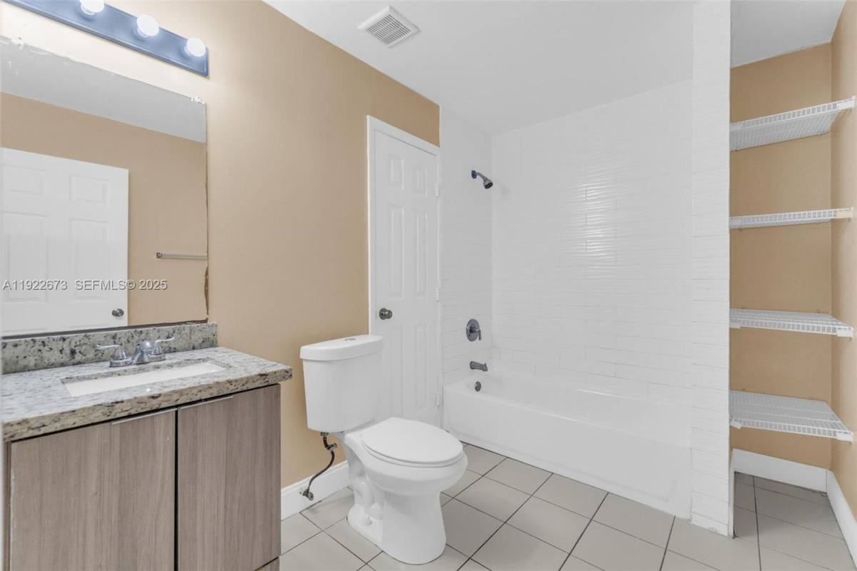 Apartment for rent at 10220 SW 178th St, Miami, FL 33157