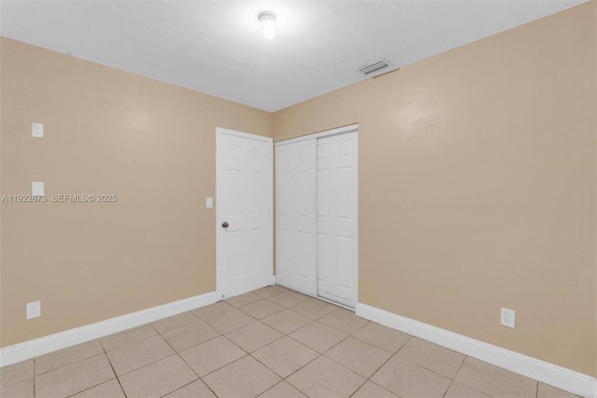 Apartment for rent at 10220 SW 178th St, Miami, FL 33157