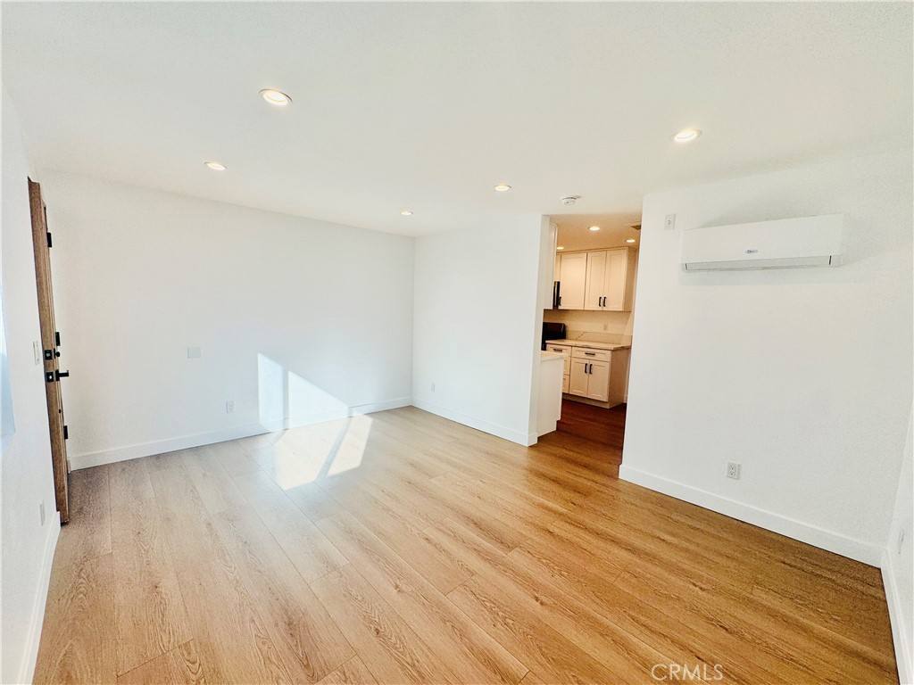 Apartment for rent at 6860 1 2 Aura Ave, Reseda, CA 91335