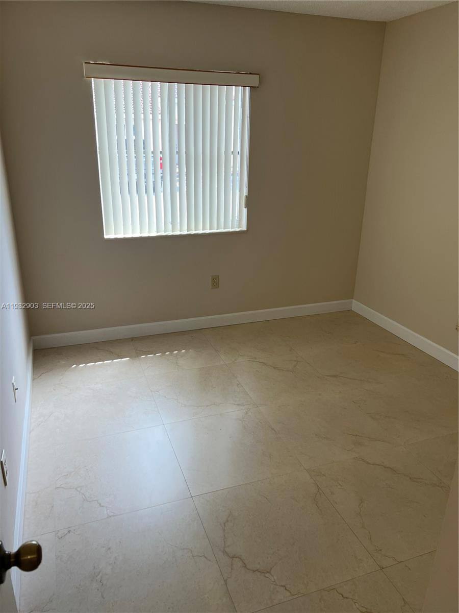 Apartment for rent at 330 NW 114th Ave #7105, Miami, FL 33172