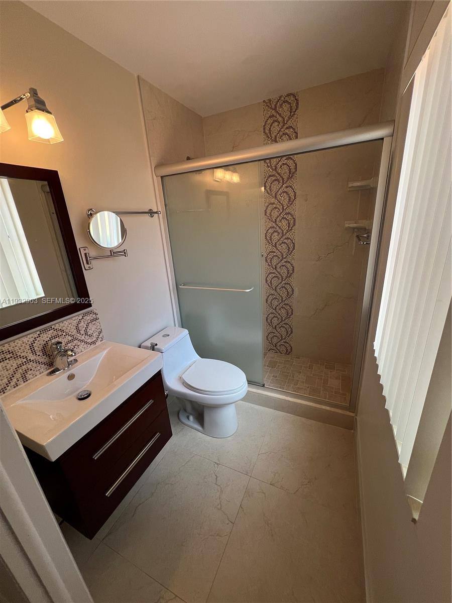 Apartment for rent at 330 NW 114th Ave #7105, Miami, FL 33172