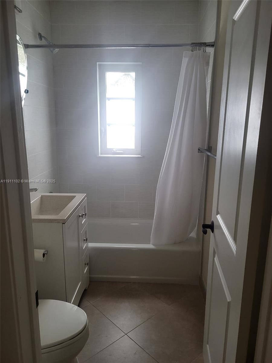 Apartment for rent at 215 Sidonia Ave #215-4, Miami, FL 33134