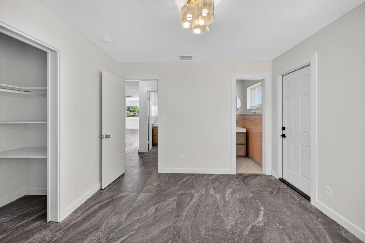 Apartment for rent at 4442 Sea Grape Dr #44421NORTH, Fort Lauderdale, FL 33308