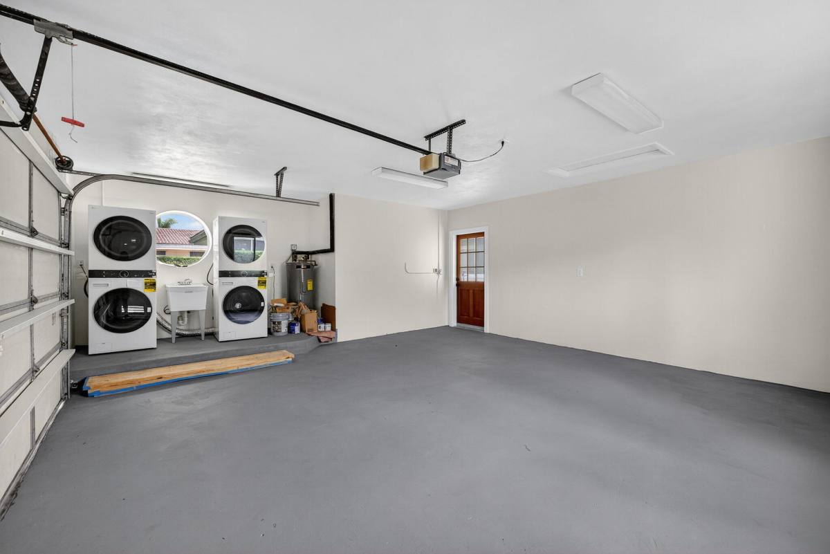 Apartment for rent at 4442 Sea Grape Dr #44421NORTH, Fort Lauderdale, FL 33308