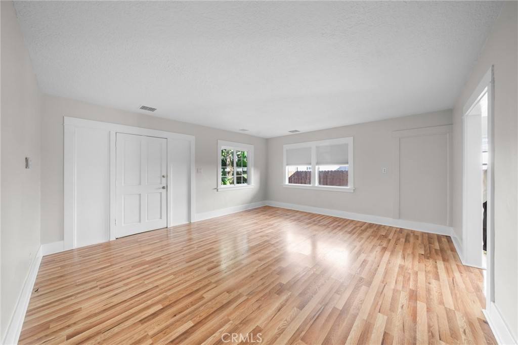 Apartment for rent at 1244 N Las Palmas Ave, Los Angeles, CA 90038