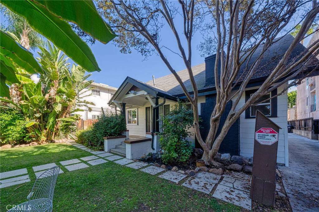 Apartment for rent at 1244 N Las Palmas Ave, Los Angeles, CA 90038