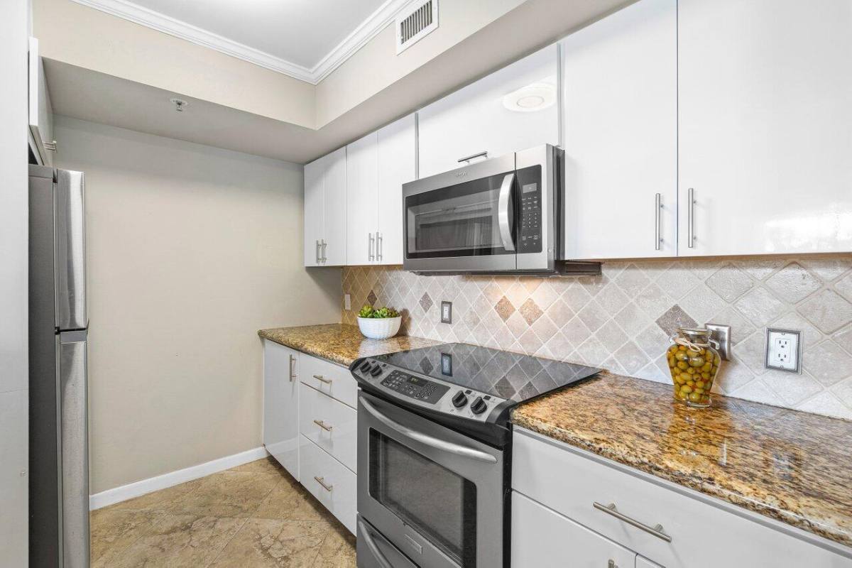Condo for rent at 135 Yacht Club Way #204, Lake Worth, FL 33462