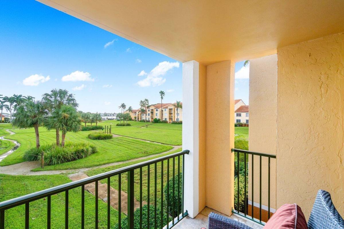 Condo for rent at 135 Yacht Club Way #204, Lake Worth, FL 33462