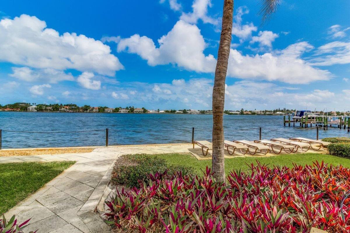 Condo for rent at 135 Yacht Club Way #204, Lake Worth, FL 33462
