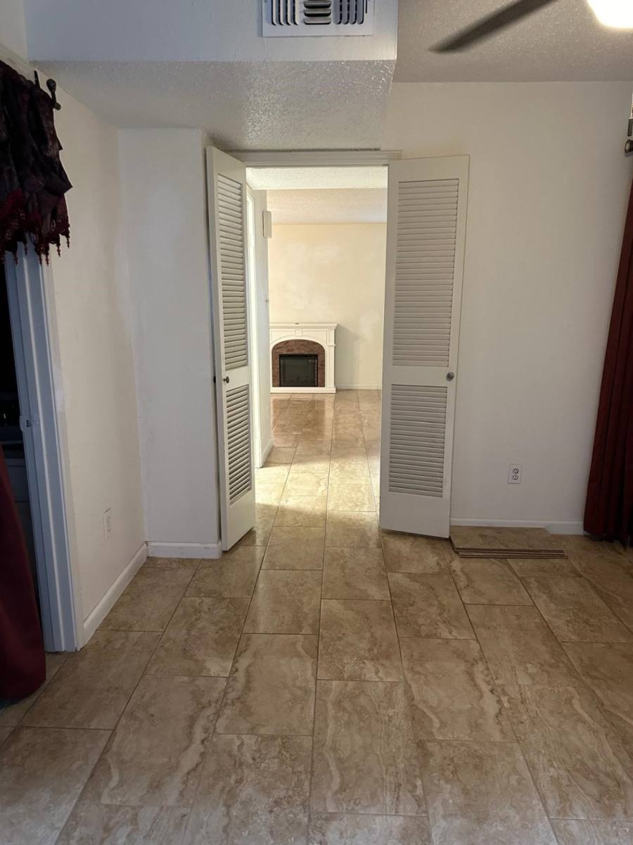 Apartment for rent at 6410 Del Monte Dr #114, Houston, TX 77057