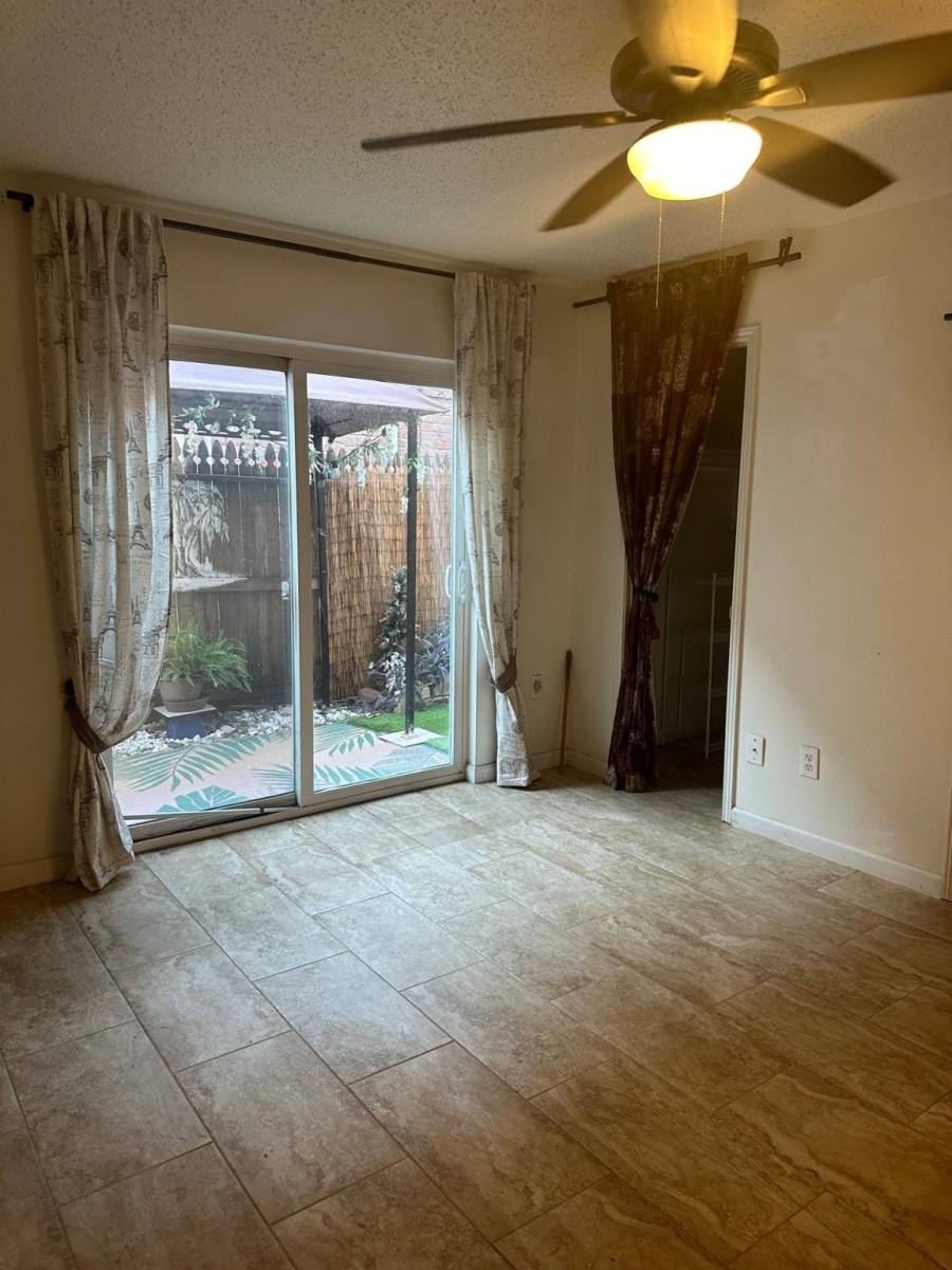 Apartment for rent at 6410 Del Monte Dr #114, Houston, TX 77057