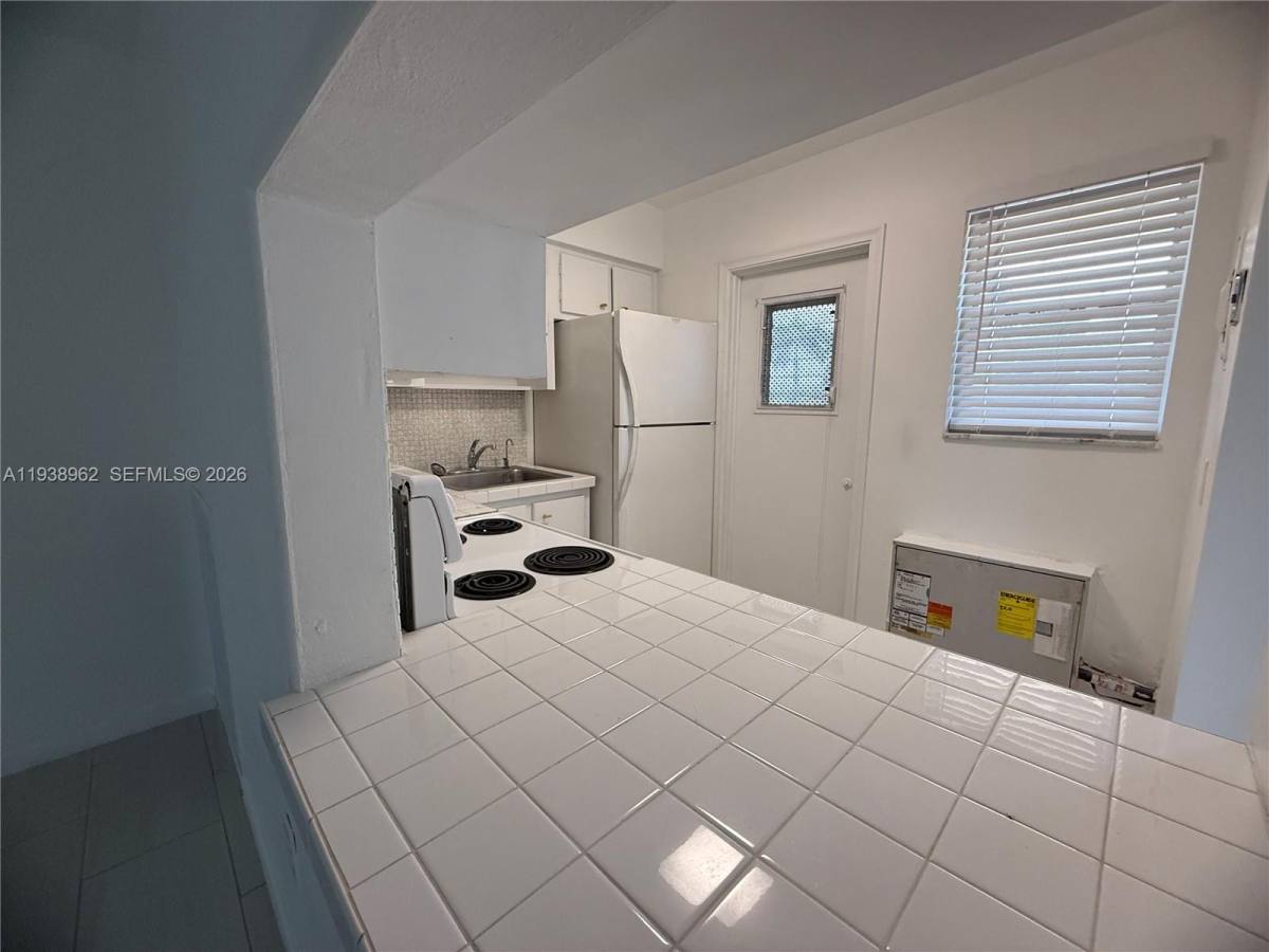 Apartment for rent at 2880 NE 203rd St #26, Miami, FL 33180