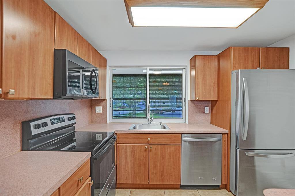 Condo for rent at 9351 Lime Bay Blvd #201, Fort Lauderdale, FL 33321